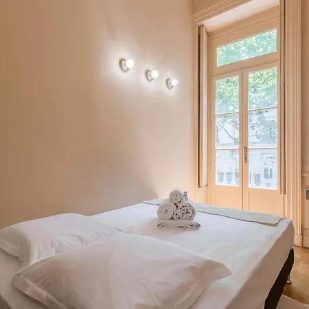 Hamac Suites - Pink - Ideal Couple