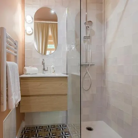 Hamac Suites - Pink - Ideal Couple Apartment